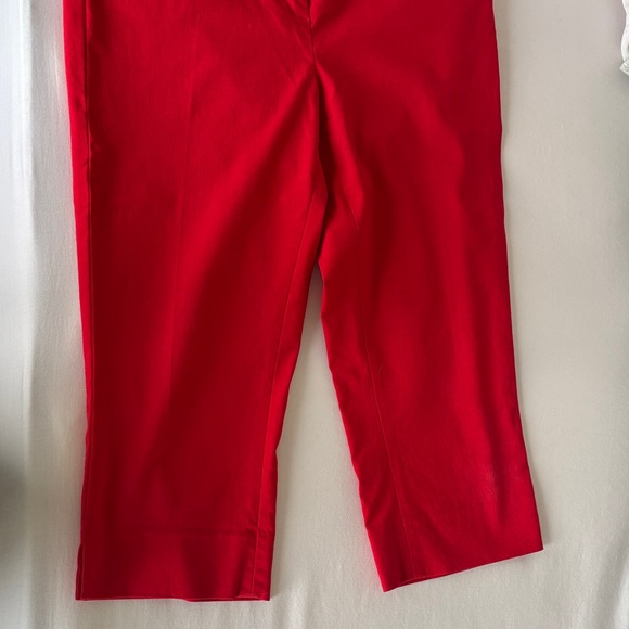 The Limited Women's Vivid Red Capris - Picture 5 of 5